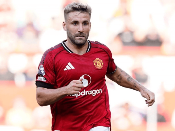 乾富策略 卢克-肖vs布伦特福德数据: 15次丢失球权, SS5.9分全队最低