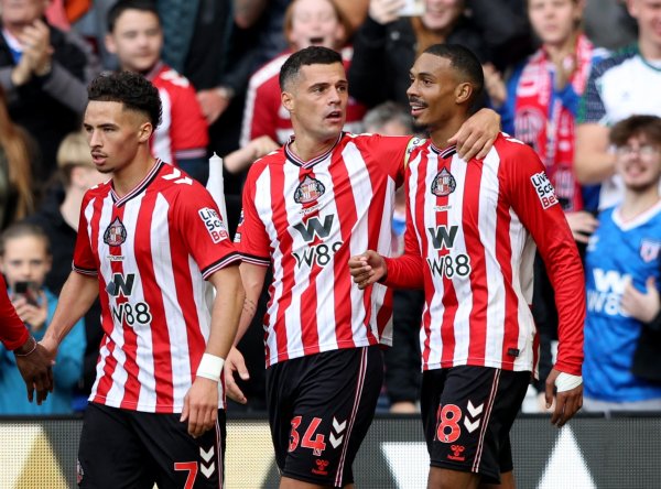 瑞银网配资 扎卡: 桑德兰看重我的经验、领导力, 以及我能为球队带来的帮助